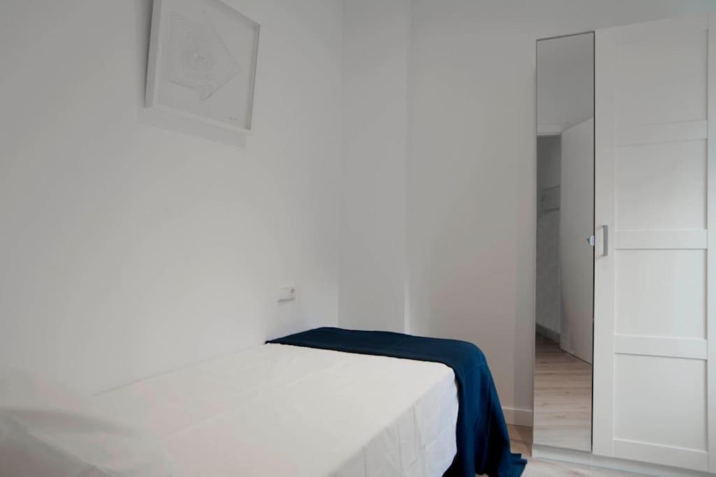 Moderno Apartamento En Plaza Merced Málaga Eksteriør bilde